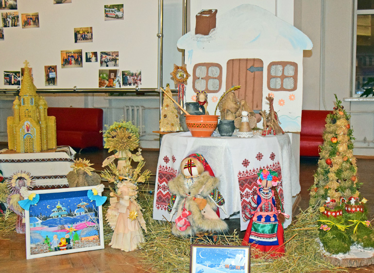 Один із тематичних розділів виставки «Українське село зустрічає Різдво». Фото автора